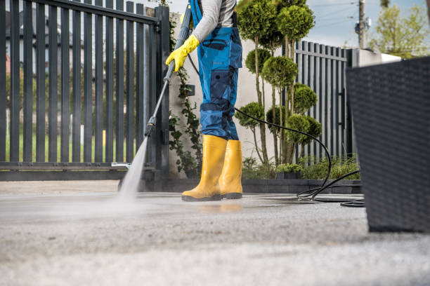 Best Factory Floor Cleaning  in Manorville, NY