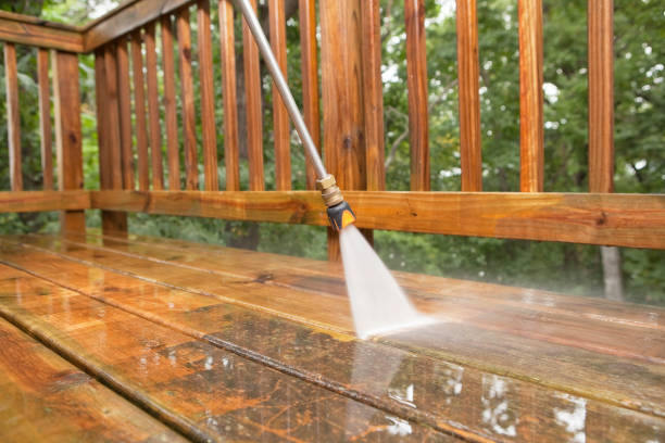 Best Fence Cleaning  in Manorville, NY